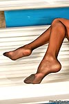 NylonFeetLine.com